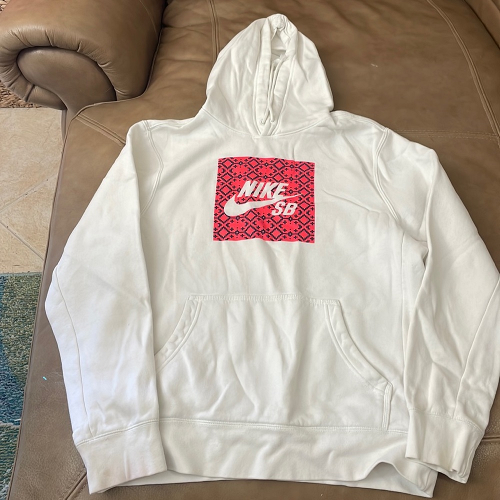 Men’s Nike SB Hoodie EUC Med